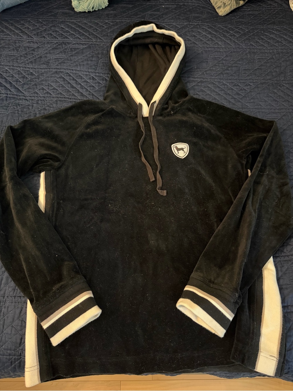 The Black Dog Black Velour  Pullover with Cream Trim and Logo NWOT